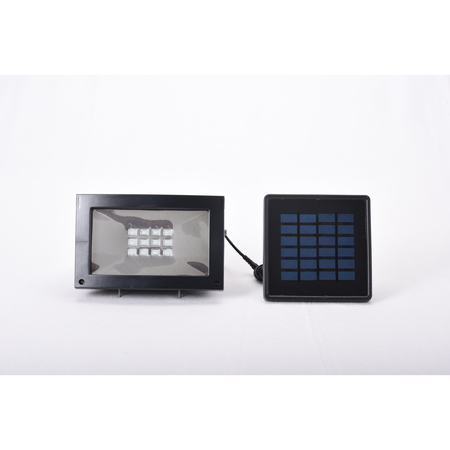 Maxsa Innovations Solar-Powered Flood Light 40330-RS